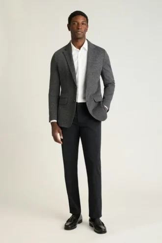 Adoptez un style décontracté avec le pantalon chino stretch pour homme 2.0 de Bonobos