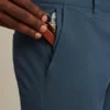 Adoptez un style décontracté avec le pantalon chino stretch pour homme 2.0 de Bonobos
