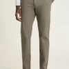 Adoptez un style décontracté avec le pantalon chino stretch pour homme 2.0 de Bonobos