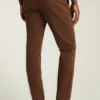 Adoptez un style décontracté avec le pantalon chino stretch pour homme 2.0 de Bonobos