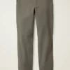 Adoptez un style décontracté avec le pantalon chino stretch pour homme 2.0 de Bonobos