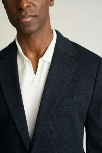 blazer en maille 2 5 330x495 - Blazer en maille