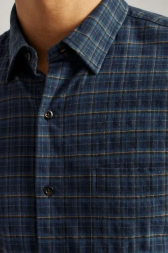 Chemise en flanelle légère et extensible