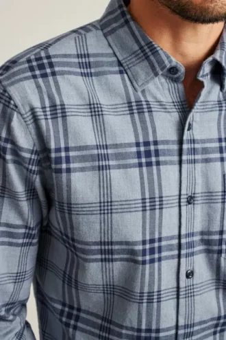Chemise en flanelle légère et extensible