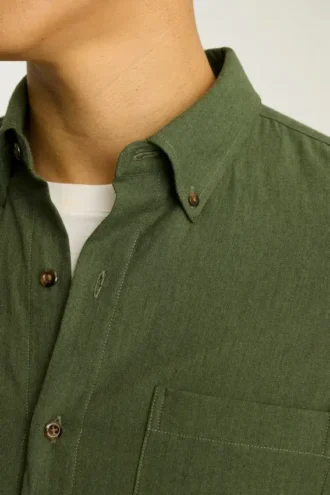 Chemise en flanelle légère et extensible