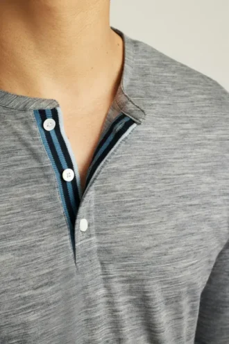 Chemise Henley en laine mérinos douce et respirante