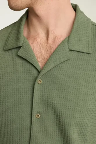 Chemises en tricot gaufré pour homme | Des superpositions douces et élégantes