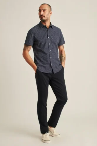 Chino léger extensible teint en pièce