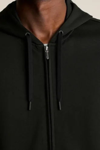 Découvrez le sweat à capuche Soho