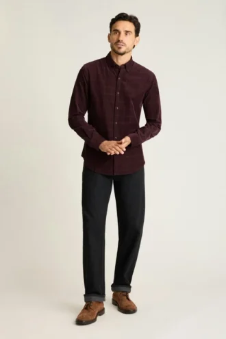 La chemise en velours côtelé extensible