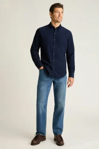 La chemise en velours côtelé extensible