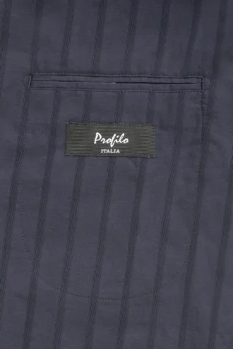 La veste de costume courte