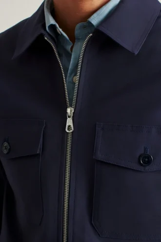 La veste utilitaire en coton stretch