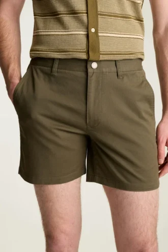 Le short chino original