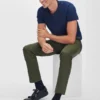 Pantalon chino technique – Évacue la transpiration, repousse les liquides, extensible