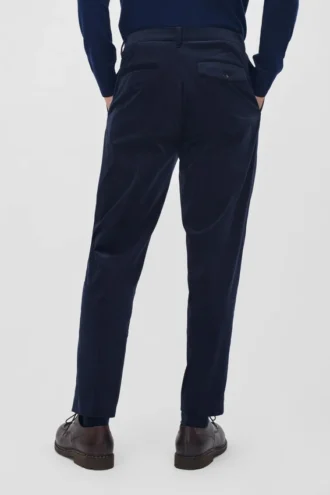 Pantalon en velours côtelé stretch à plis