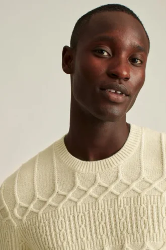 Pull à col rond et torsades