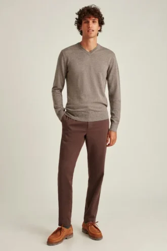 Pull en laine mérinos lavable à col en V