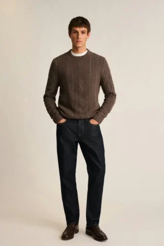 Pull en mérinos à torsades