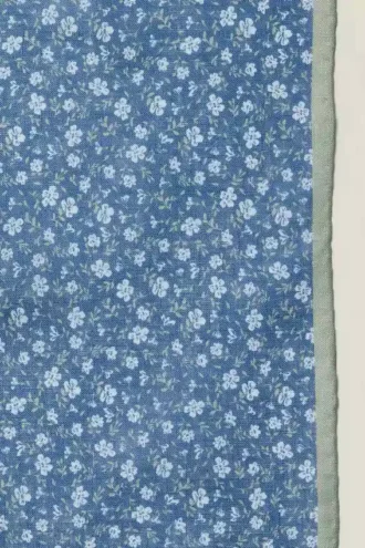 Rehaussez votre look avec la pochette en soie haut de gamme de Bonobos