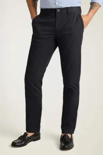 Stretch Washed Chino : coupe ajustée et Slim Fit