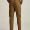 Stretch Washed Chino : coupe ajustée et Slim Fit