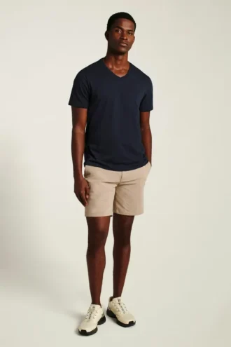 T-shirt à col en V en coton biologique