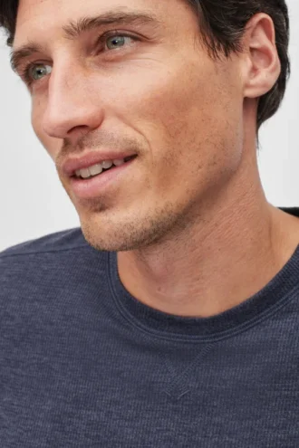 T-shirt à col rond en jersey gaufré léger