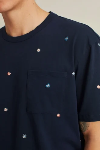 T-shirt graphique mi-épais