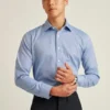 Une chemise pour le bureau et le dîner – Chemise boutonnée à porter par-dessus le pantalon